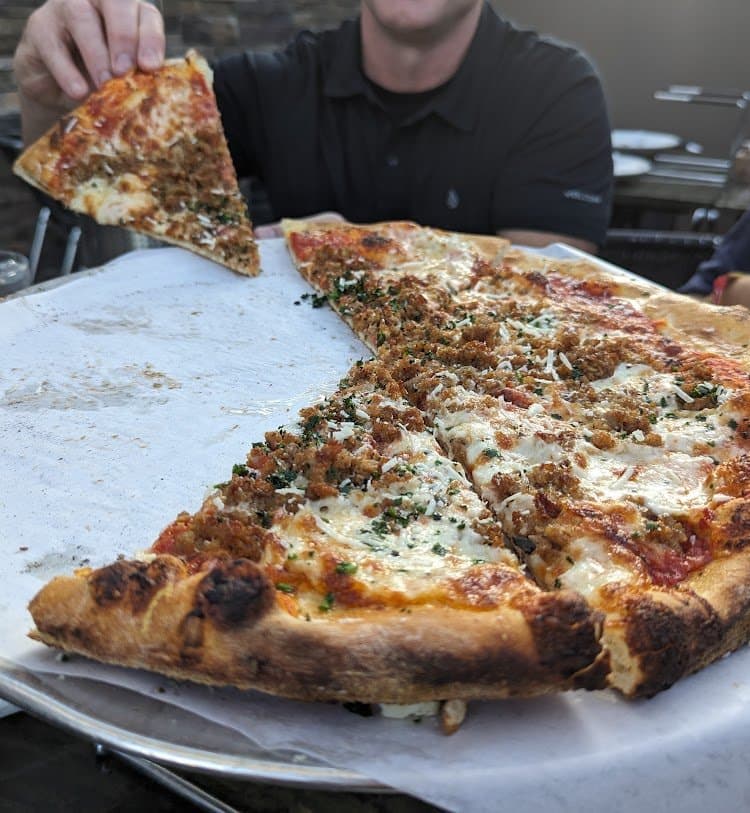 Apizza Doho: Where Culinary Excellence Meets Cozy Ambiance in Dana Point, CA