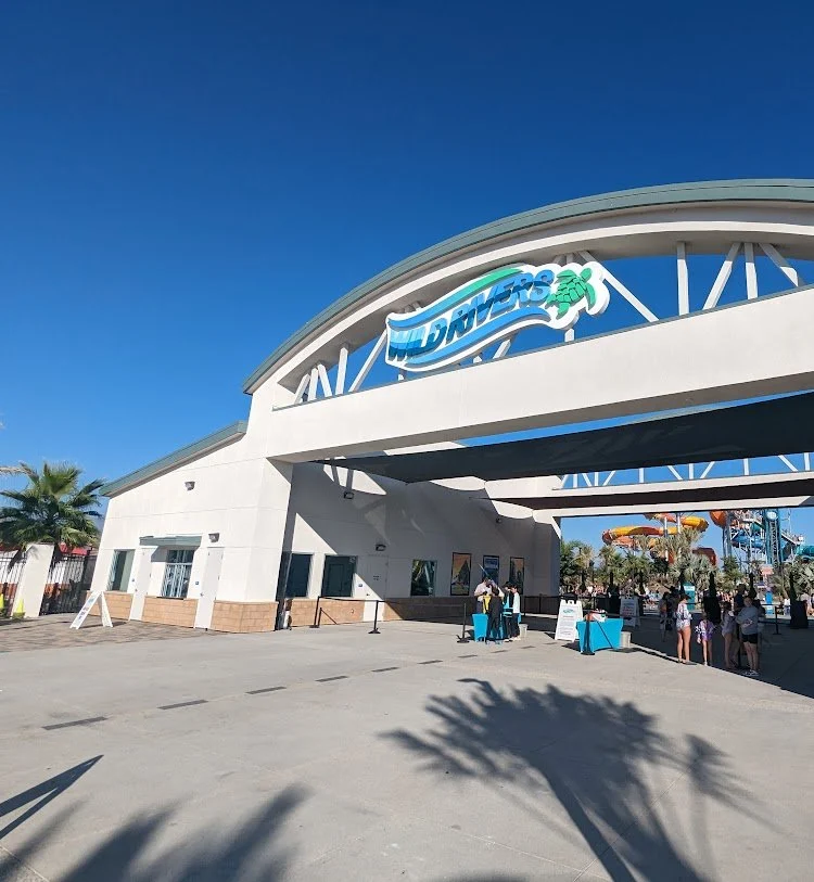Wild Rivers Water Park: Where Thrills and Tranquility Converge in Irvine, CA — photograph 8
