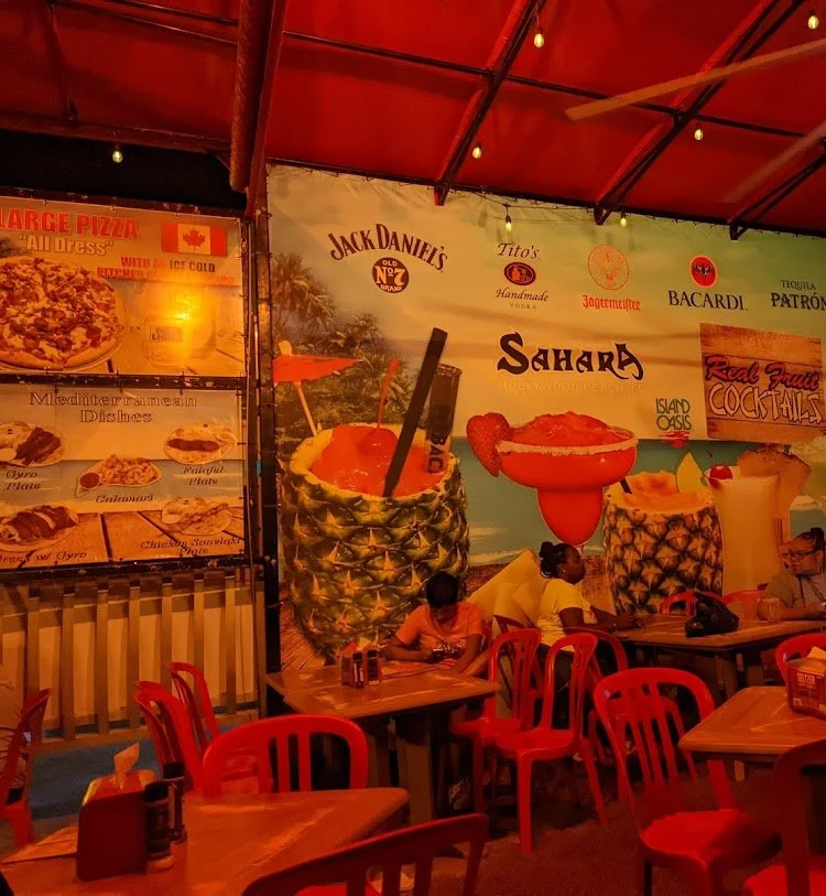 Sahara International: Hollywood’s Late-Night Pizza Haven — photograph 21