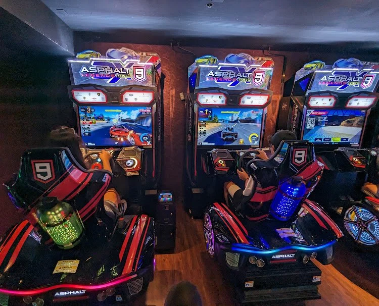 Immersive Excitement: Exploring the Wonders of New York-New York Hotel & Casino in Las Vegas — photograph 8