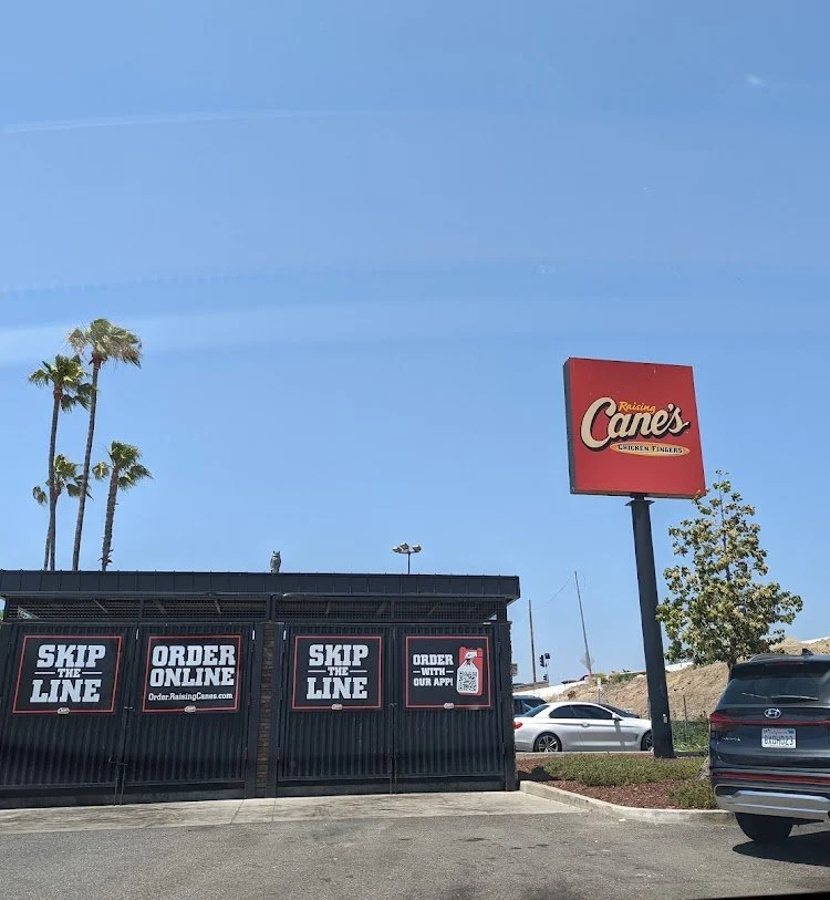 Raising Cane’s Laguna Hills: Scrumptious Food, Drive-Thru Dilemma — photograph 6
