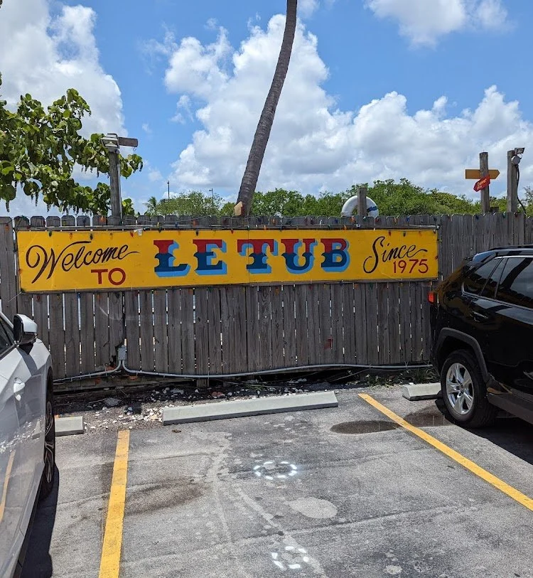 Discovering Hollywood’s Hidden Gem: Le Tub Grill & Bar Review — photograph 24