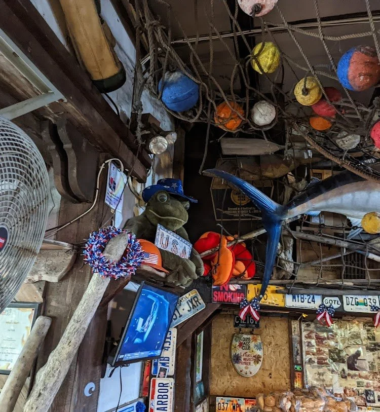 Discovering Hollywood’s Hidden Gem: Le Tub Grill & Bar Review — photograph 27