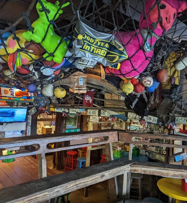 Discovering Hollywood’s Hidden Gem: Le Tub Grill & Bar Review — photograph 28
