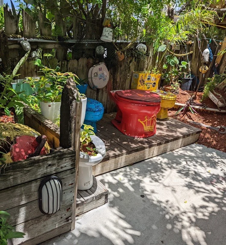 Discovering Hollywood’s Hidden Gem: Le Tub Grill & Bar Review — photograph 41