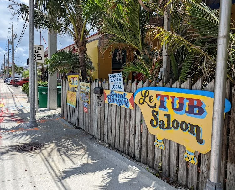 Discovering Hollywood’s Hidden Gem: Le Tub Grill & Bar Review — photograph 9