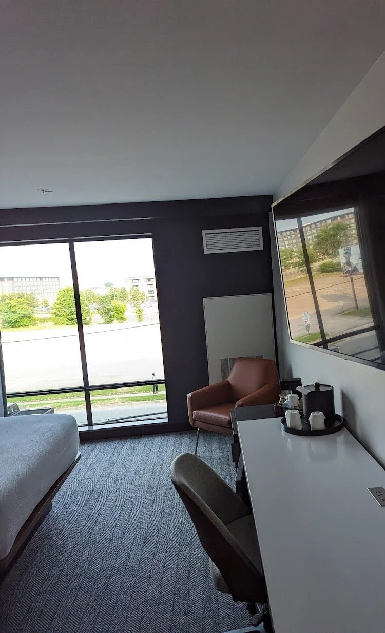 Seamless Comfort & Exceptional Service: Courtyard by Marriott Richmond — photograph 16