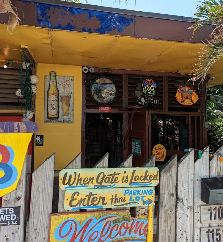 Discovering Hollywood’s Hidden Gem: Le Tub Grill & Bar Review — photograph 18