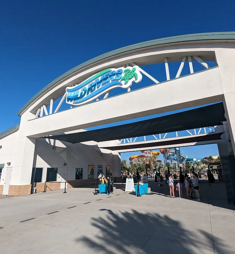 Wild Rivers Water Park: Where Thrills and Tranquility Converge in Irvine, CA — photograph 10
