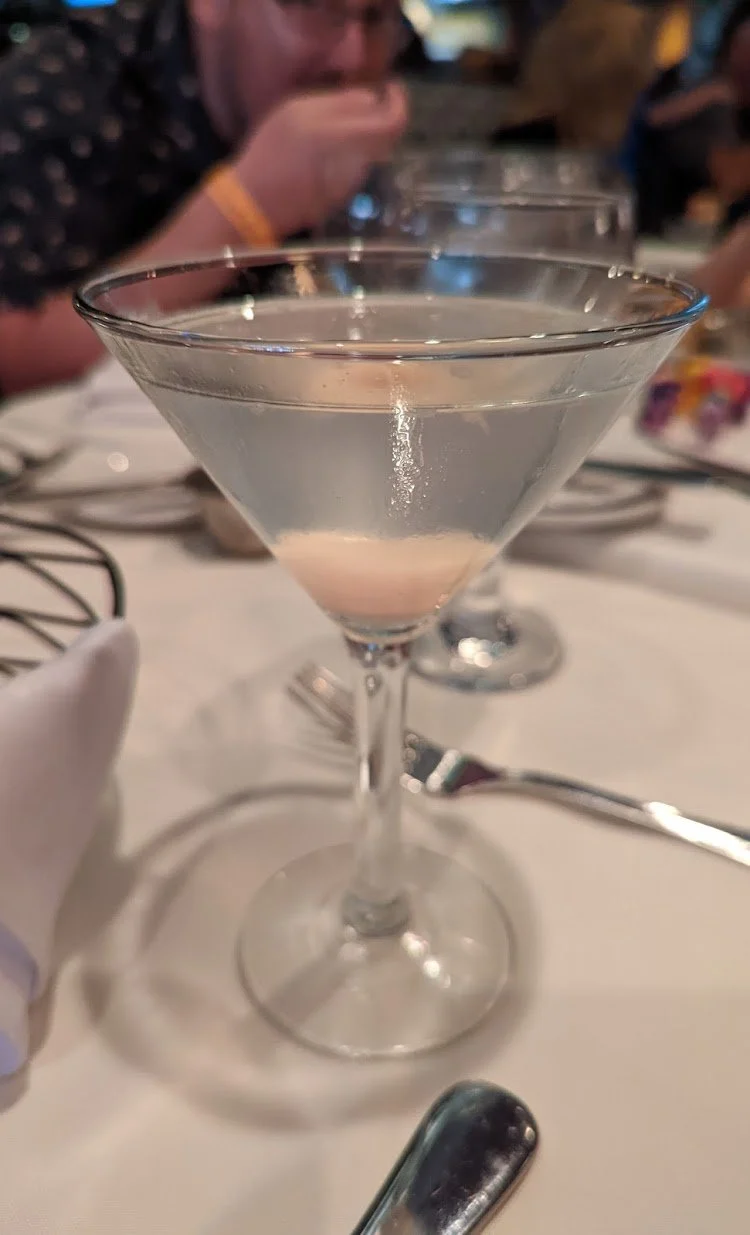 Billy’s Stone Crab: Seafood Paradise in Hollywood, Florida — photograph 17