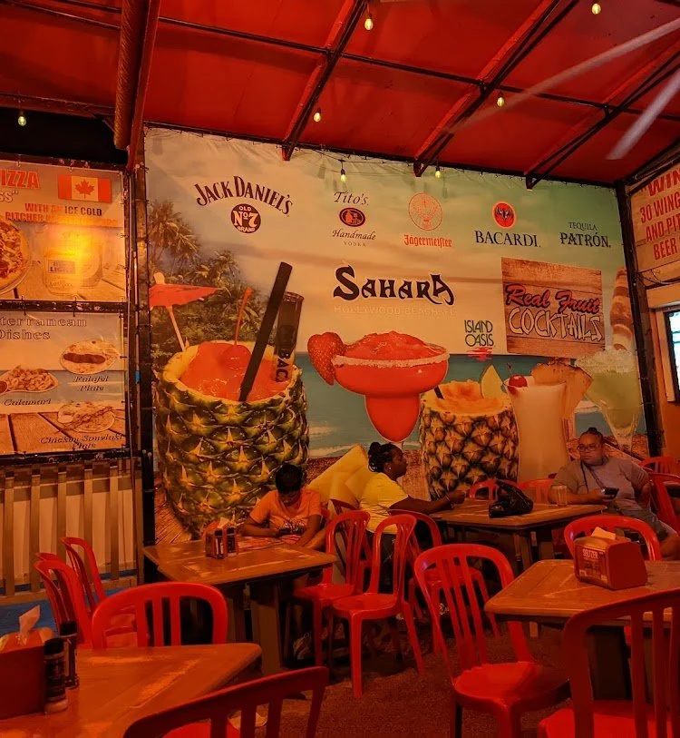 Sahara International: Hollywood’s Late-Night Pizza Haven — photograph 19