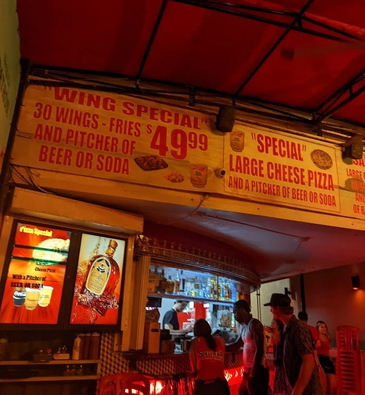 Sahara International: Hollywood’s Late-Night Pizza Haven — photograph 37