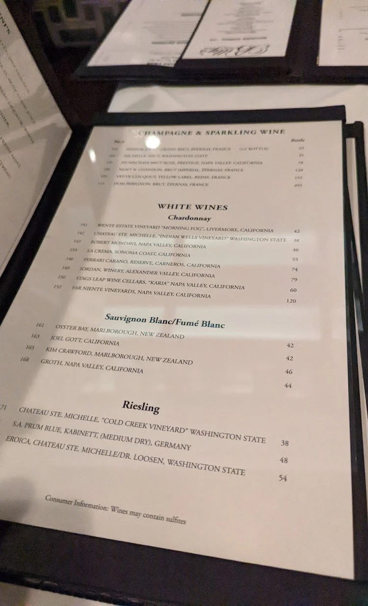 Billy’s Stone Crab: Seafood Paradise in Hollywood, Florida — photograph 2