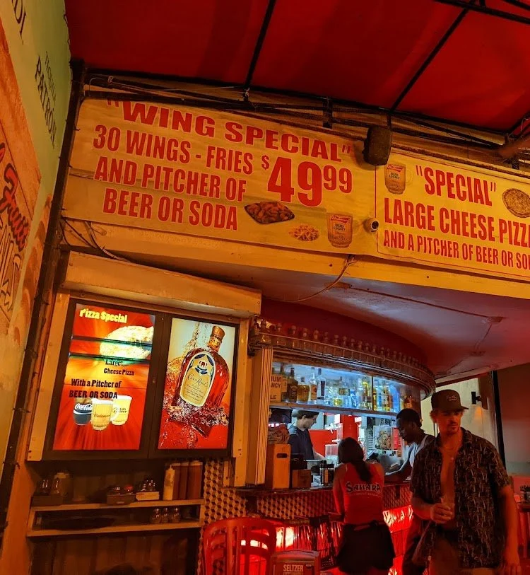 Sahara International: Hollywood’s Late-Night Pizza Haven — photograph 7